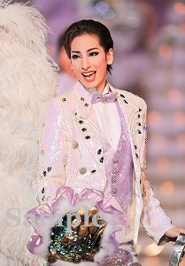 柚香光 舞台写真／花組大劇場公演『カリスタの海に抱かれて』『宝塚幻想曲（タカラヅカ ファンタジア）』