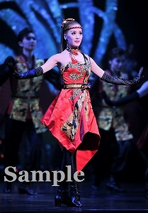 花乃まりあ 舞台写真／花組大劇場公演『カリスタの海に抱かれて』『宝塚幻想曲（タカラヅカ ファンタジア）』