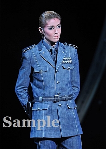 十輝いりす 舞台写真／星組東京公演『黒豹（くろひょう）の如（ごと）く』『Dear DIAMOND!!』