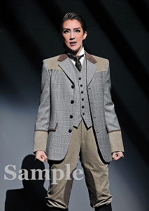 紅 ゆずる 舞台写真／星組東京公演『黒豹（くろひょう）の如（ごと）く』『Dear DIAMOND!!』