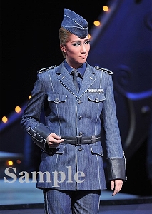 真風涼帆 舞台写真／星組東京公演『黒豹（くろひょう）の如（ごと）く』『Dear DIAMOND!!』