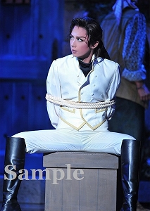 明日海りお 舞台写真／花組東京公演『カリスタの海に抱かれて』『宝塚幻想曲（タカラヅカ ファンタジア）』