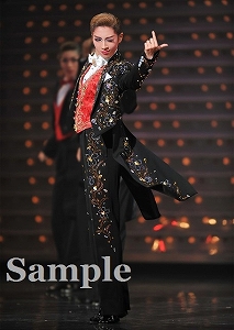 明日海りお 舞台写真／花組東京公演『カリスタの海に抱かれて』『宝塚幻想曲（タカラヅカ ファンタジア）』