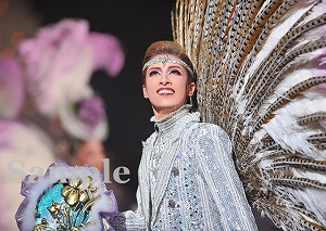 明日海りお 舞台写真／花組東京公演『カリスタの海に抱かれて』『宝塚幻想曲（タカラヅカ ファンタジア）』