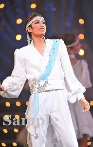 柚香光 舞台写真／花組東京公演『カリスタの海に抱かれて』『宝塚幻想曲（タカラヅカ ファンタジア）』