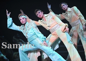 明日海 芹香 柚香 舞台写真／花組東京公演『カリスタの海に抱かれて』『宝塚幻想曲（タカラヅカ ファンタジア）』