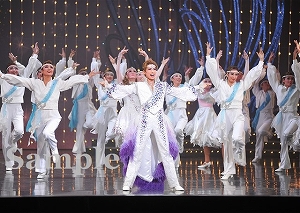 明日海 ほか 舞台写真／花組東京公演『カリスタの海に抱かれて』『宝塚幻想曲（タカラヅカ ファンタジア）』