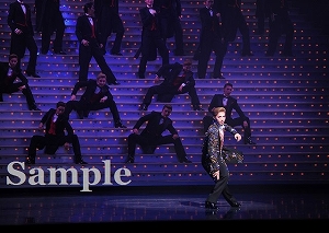 明日海 ほか 舞台写真／花組東京公演『カリスタの海に抱かれて』『宝塚幻想曲（タカラヅカ ファンタジア）』