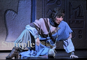 澄輝さやと 舞台写真／宙組大劇場公演『王家に捧ぐ歌』