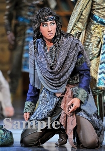 真風 涼帆 舞台写真／宙組大劇場公演『王家に捧ぐ歌』