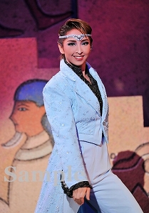 桜木みなと 舞台写真／宙組大劇場公演『王家に捧ぐ歌』