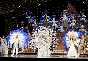 フィナーレ 舞台写真／宙組大劇場公演『王家に捧ぐ歌』