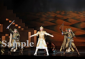 桜木 ほか 舞台写真／宙組新人公演『王家に捧ぐ歌』