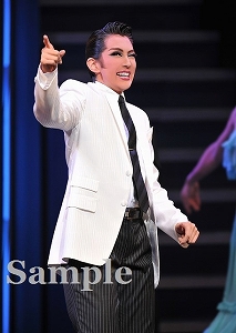紅 ゆずる 舞台写真／星組赤坂ACTシアター公演『キャッチ・ミー