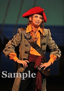 天寿光希 舞台写真／星組全国ツアー公演『大海賊』『Amour それは…』