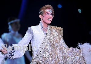 明日海りお 舞台写真／花組梅田芸術劇場公演『ベルサイユのばら－フェルゼンとマリー・アントワネット編－』『宝塚幻想曲（タカラヅカ ファンタジア）』