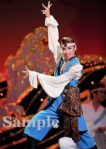 瀬戸かずや 舞台写真／花組梅田芸術劇場公演『ベルサイユのばら－フェルゼンとマリー・アントワネット編－』『宝塚幻想曲（タカラヅカ ファンタジア）』