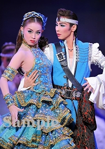 瀬戸 白姫 舞台写真／花組梅田芸術劇場公演『ベルサイユのばら－フェルゼンとマリー・アントワネット編－』『宝塚幻想曲（タカラヅカ ファンタジア）』