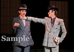 北翔 紅 舞台写真／星組大劇場公演『ガイズ＆ドールズ』