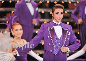 美弥るりか 舞台写真／月組ドラマシティ公演『DRAGON NIGHT!!』