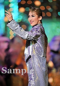 龍真咲 舞台写真／月組大劇場公演『舞音－MANON－』『GOLDEN JAZZ』