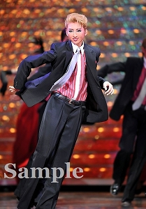 凪七瑠海 舞台写真／月組大劇場公演『舞音－MANON－』『GOLDEN JAZZ』