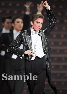 明日海 りお 舞台写真／花組東京公演『新源氏物語』『Melodia―熱く美しき旋律―』