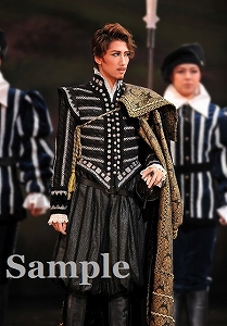 真風涼帆 舞台写真／宙組大劇場公演『Shakespeare～空に満つるは、尽きせぬ言の葉～』『HOT EYES!!』