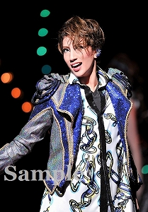 真風涼帆 舞台写真／宙組大劇場公演『Shakespeare～空に満つるは、尽きせぬ言の葉～』『HOT EYES!!』