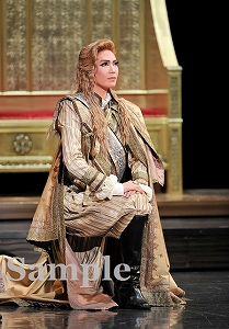 愛月ひかる 舞台写真／宙組大劇場公演『Shakespeare～空に満つるは、尽きせぬ言の葉～』『HOT EYES!!』