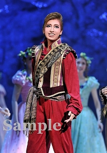 蒼羽りく 舞台写真／宙組大劇場公演『Shakespeare～空に満つるは、尽きせぬ言の葉～』『HOT EYES!!』