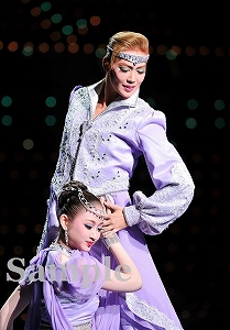 愛月 星風 舞台写真／宙組大劇場公演『Shakespeare～空に満つるは、尽きせぬ言の葉～』『HOT EYES!!』