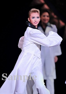 凪七瑠海 舞台写真／月組東京公演『舞音－MANON－』『GOLDEN JAZZ』