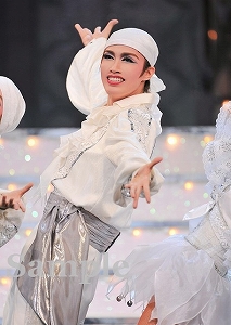 十輝いりす 舞台写真／星組東京国際フォーラムホールC公演『LOVE＆DREAM』-I.Sings Disney／II.Sings TAKARAZUKA－