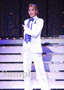 七海ひろき 舞台写真／星組東京国際フォーラムホールC公演『LOVE＆DREAM』-I.Sings Disney／II.Sings TAKARAZUKA－