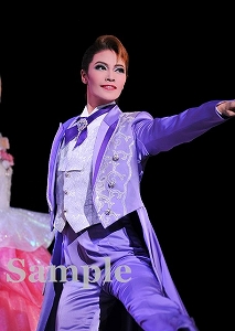 十碧れいや 舞台写真／星組東京国際フォーラムホールC公演『LOVE＆DREAM』-I.Sings Disney／II.Sings TAKARAZUKA－