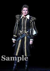 朝夏まなと 舞台写真／宙組東京公演『Shakespeare～空に満つるは、尽きせぬ言の葉～』『HOT EYES!!』