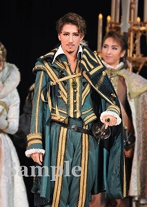 真風涼帆 舞台写真／宙組東京公演『Shakespeare～空に満つるは、尽きせぬ言の葉～』『HOT EYES!!』