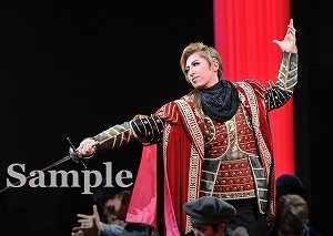 蒼羽りく 舞台写真／宙組東京公演『Shakespeare～空に満つるは、尽きせぬ言の葉～』『HOT EYES!!』