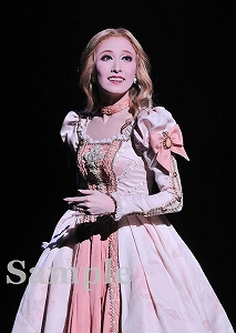 実咲凜音 舞台写真／宙組東京公演『Shakespeare～空に満つるは、尽きせぬ言の葉～』『HOT EYES!!』