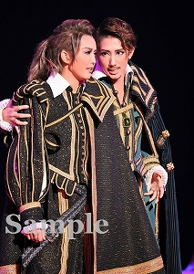 朝夏 真風 舞台写真／宙組東京公演『Shakespeare～空に満つるは、尽きせぬ言の葉～』『HOT EYES!!』