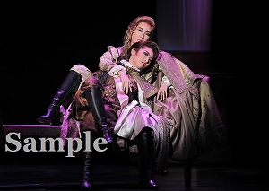 愛月 桜木 舞台写真／宙組東京公演『Shakespeare～空に満つるは、尽きせぬ言の葉～』『HOT EYES!!』