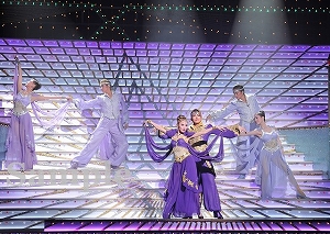 朝夏 他 舞台写真／宙組東京公演『Shakespeare～空に満つるは、尽きせぬ言の葉～』『HOT EYES!!』