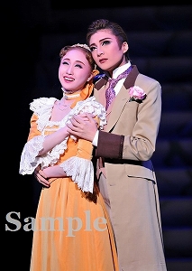 鳳月 音 舞台写真／花組中日劇場役替わり公演『Ernest in Love』