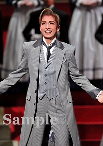 明日海 りお 舞台写真／花組梅田芸術劇場公演『Ernest in Love』