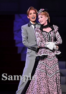 明日海 花乃 舞台写真／花組梅田芸術劇場公演『Ernest in Love』