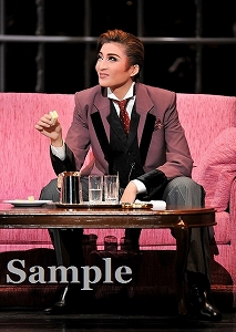 鳳月 杏 舞台写真／花組梅田芸術劇場役替わり公演『Ernest in Love』