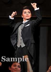 芹香 斗亜 舞台写真／花組梅田芸術劇場役替わり公演『Ernest in Love』