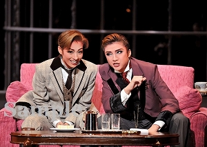 明日海 鳳月 舞台写真／花組梅田芸術劇場役替わり公演『Ernest in Love』