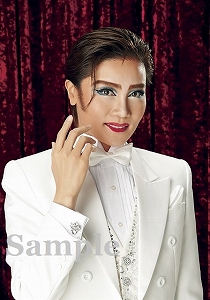 輝咲玲央 スチール写真／星組公演『こうもり』『THE ENTERTAINER!』